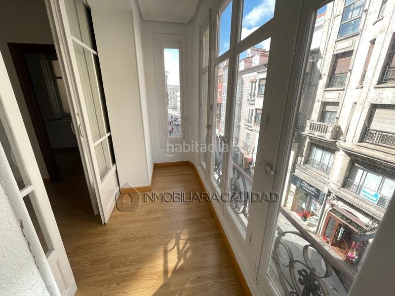 Foto 2d3c481e-2f4d-471d-af46-576dd925cff1. Rent office space with heating in Villa Pilar Burgos