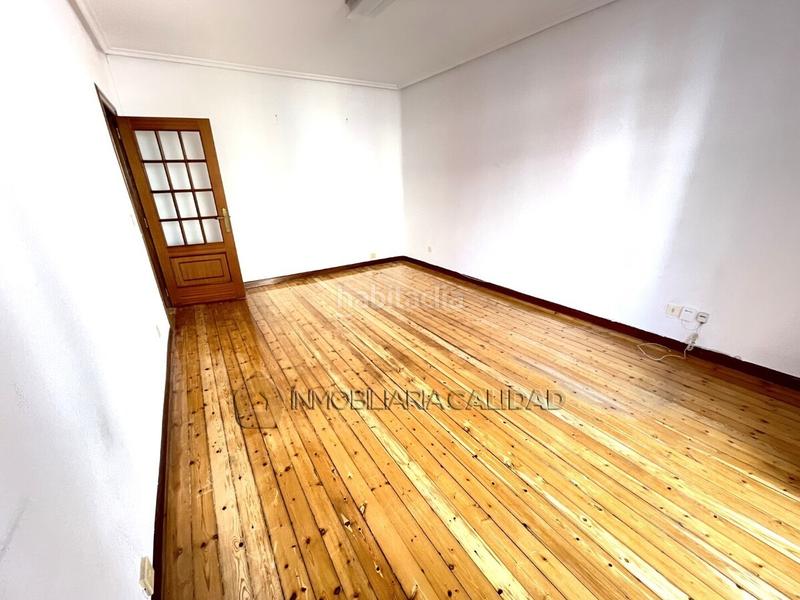 Foto d9db725e-a20b-4daf-977d-b7c03e2c1fe8. Rent office space with heating in Villa Pilar Burgos