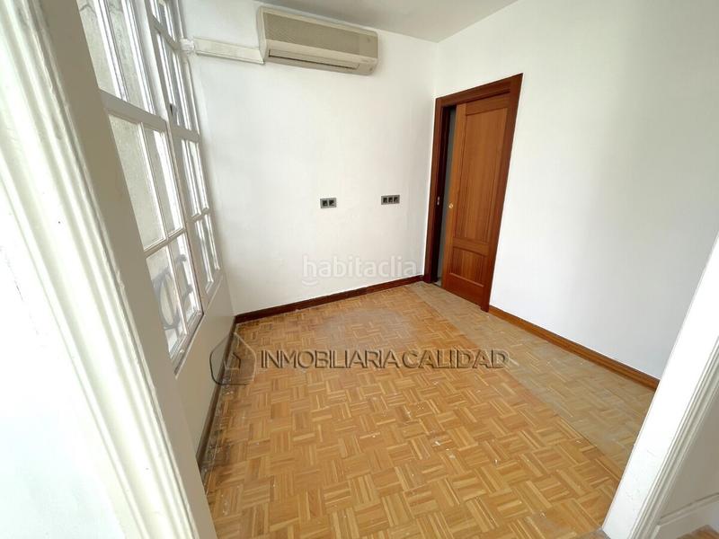 Foto acfcaab5-b49b-4456-aa76-2e85ad09294b. Affitto ufficio con riscaldamento in Villa Pilar Burgos