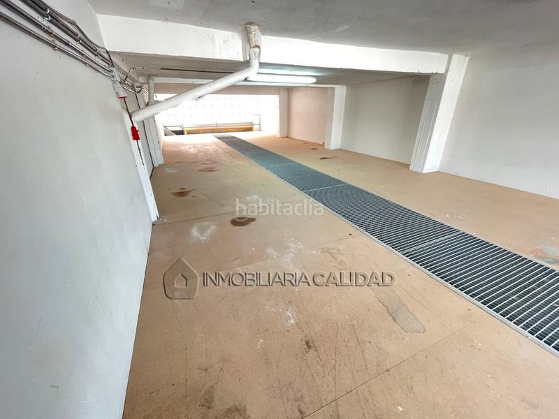 Foto 2efc0b0a-2dc8-43a7-8a0c-f440e1295692. Local comercial en San Julián - Barriada de Cortes Burgos