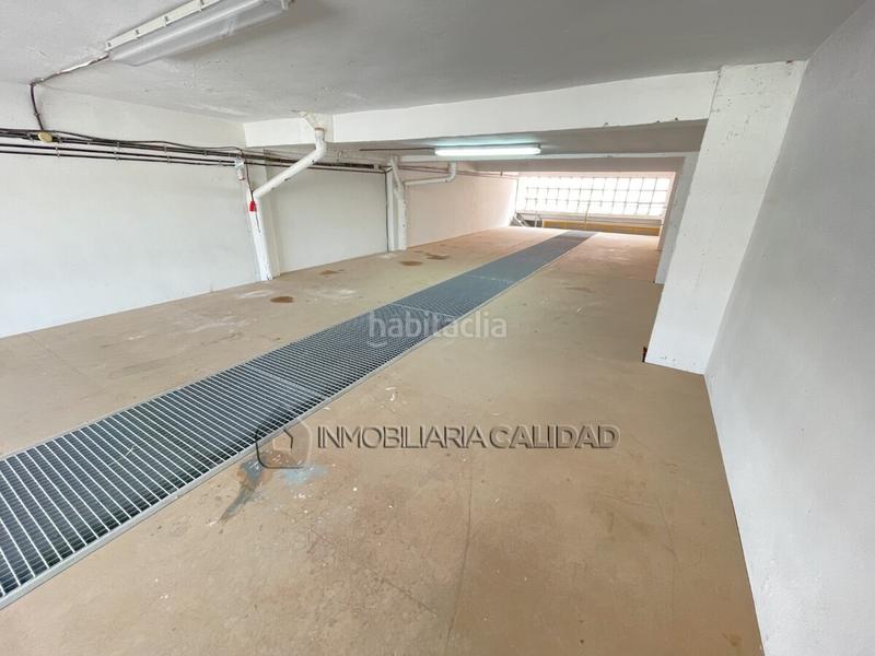 Foto c2040dbd-637d-44f1-9f3e-90b147291100. Local comercial en San Julián - Barriada de Cortes Burgos