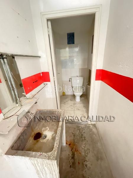 Foto dbf2f431-4724-4b06-937b-d85c1a0d12f3. Local comercial en San Julián - Barriada de Cortes Burgos