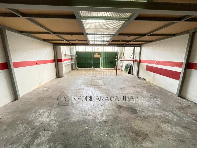 Foto ddcde9a6-ccfc-4410-9640-78a12729fd9c. Local comercial en San Julián - Barriada de Cortes Burgos