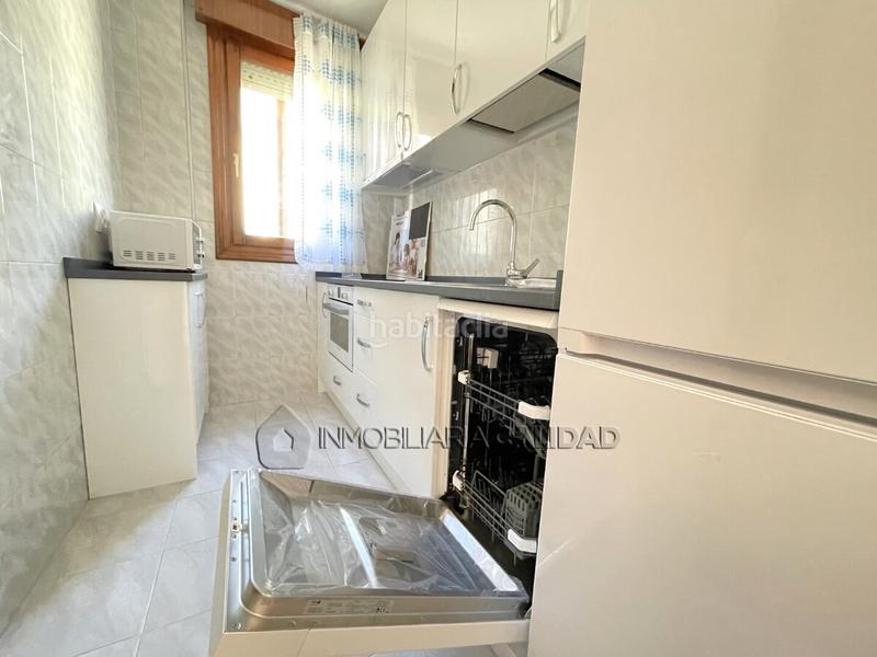 Foto e99a435d-ce53-4087-adb4-942433a6b728. Alquiler piso en Sotragero