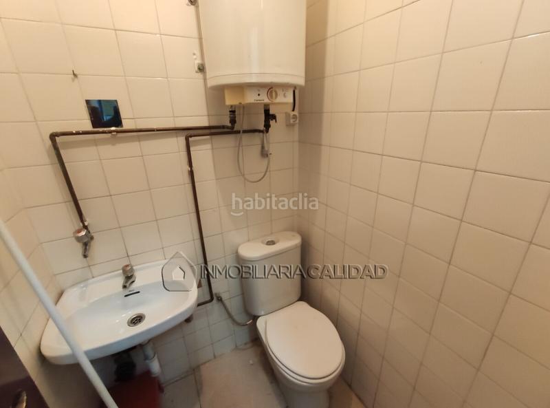 Foto 3f71e662-345b-4981-b697-6805794421d6. Alquiler local comercial en Gamonal - San Bruno - G9 Burgos