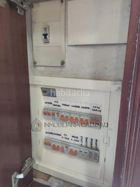 Foto 422936dd-2c3b-4a1c-afde-fe10cbae809a. Alquiler local comercial en Gamonal - San Bruno - G9 Burgos