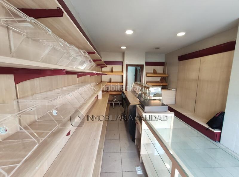 Foto bee44fba-92a6-4851-81d6-c08fb2084f51. Alquiler local comercial en Gamonal - San Bruno - G9 Burgos