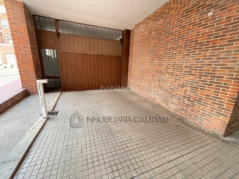 Foto df0ced01-3895-4cd7-bcd3-39843019e48e. Alquiler parking coche en Fuentecillas - S7 - S8 Burgos