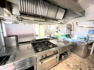 Local Comercial en Villalonquéjar