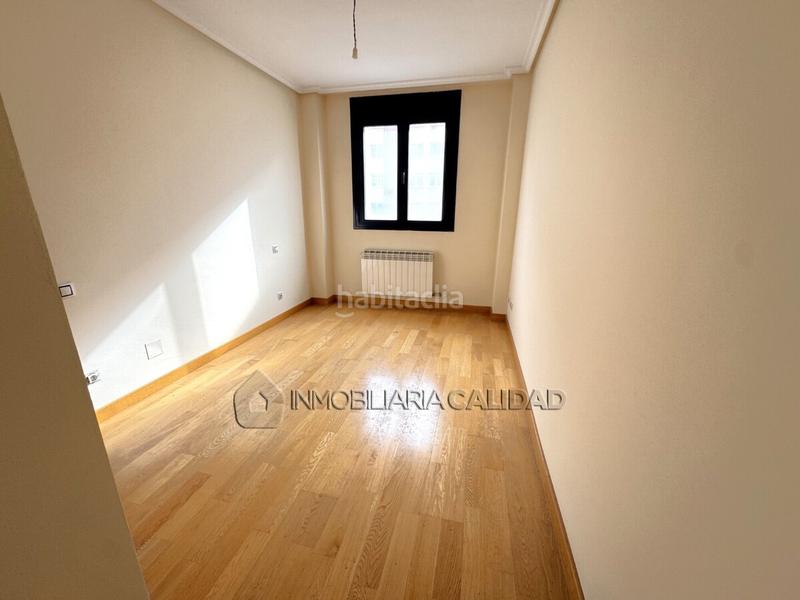 Foto 2b9781be-8114-459b-8040-a17a964580c1. Flat with heating in Juan XXIII - Las Torres - G2 Burgos