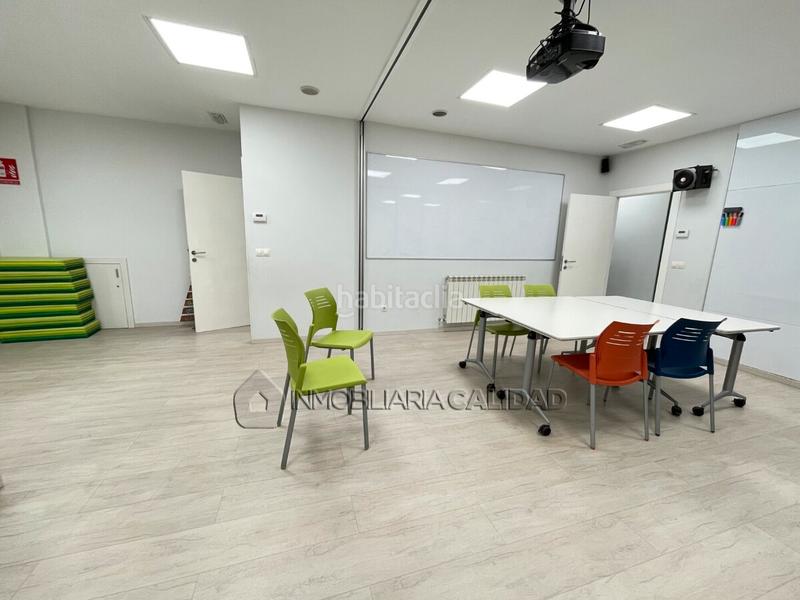 Foto d5b2d7b0-e057-451f-90a8-0d2db86f88f9. Rent business premise with heating in Los Vadillos - R. Sanitaria - Pozanos Burgos