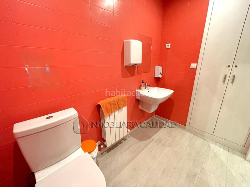 Foto e193578a-64d8-4487-ad0b-5b91e001f46b. Lloguer local comercial amb calefacció a Los Vadillos - R. Sanitaria - Pozanos Burgos