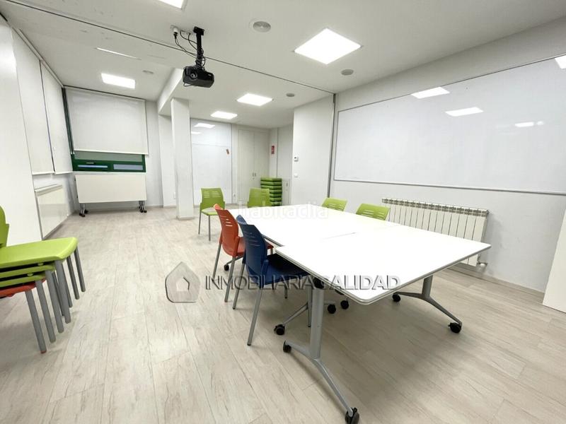 Foto e7c05d34-23f7-4112-84d0-957bc8e59184. Affitto locale commerciale con riscaldamento in Los Vadillos - R. Sanitaria - Pozanos Burgos