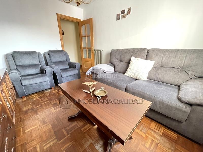 Foto 375647e9-fb50-4bc7-9d9d-0b742fb53f3a. Etagenwohnung mit heizung in Gamonal - San Bruno - G9 Burgos