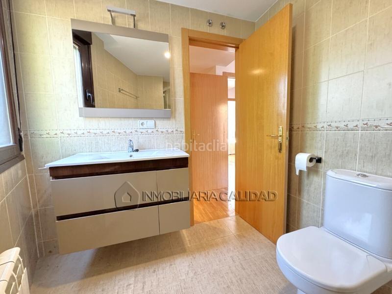 Foto 4676acb8-70b6-4a66-8aee-55bede8b4c26. Maison avec chauffage dans Barriada de Yagüe Burgos