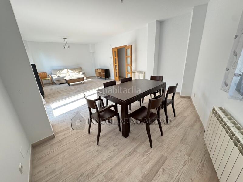 Foto 4cb10869-c29c-4af3-8c1d-c2b60715bd51. Maison avec chauffage dans Barriada de Yagüe Burgos