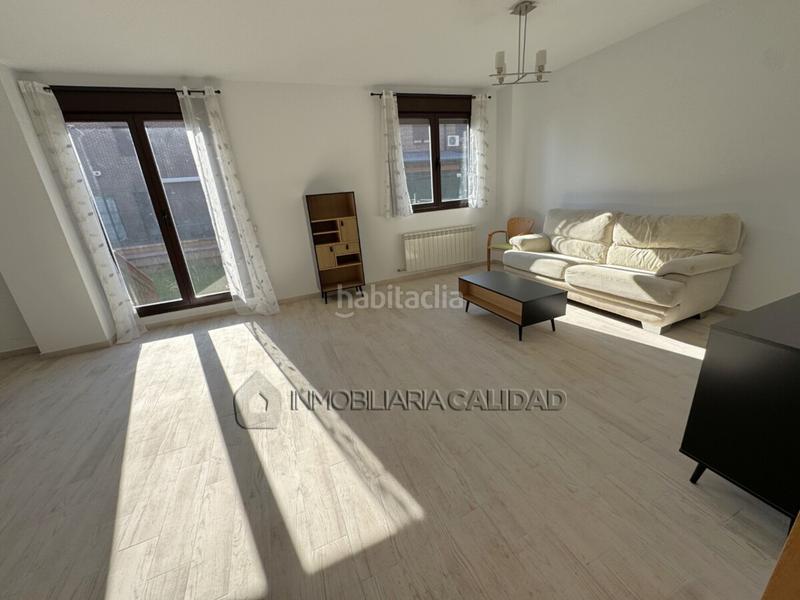 Foto a7f4ceb4-a34c-4138-8d19-148ab2d9d262. Maison avec chauffage dans Barriada de Yagüe Burgos