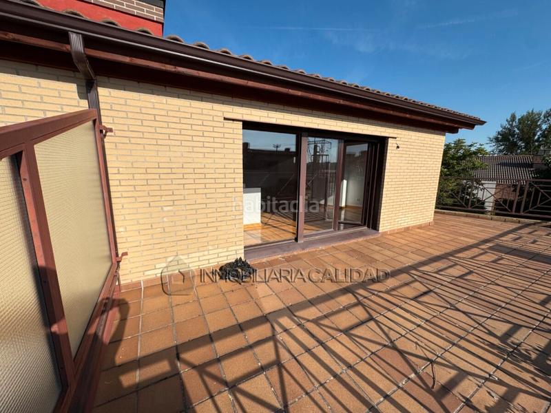 Foto f3c99573-5593-4a3c-a805-9fb57523ab85. Maison avec chauffage dans Barriada de Yagüe Burgos