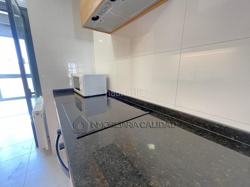 Foto 9784c1b9-5e08-47a4-87d4-f41f7e62163c. Rent flat with heating parking in Universidad - Las Huelgas Burgos
