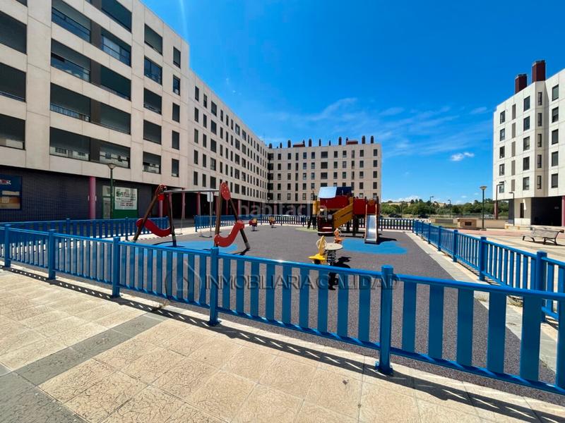 Foto 9ae147bf-6b9a-470c-b1f2-429a5845d69f. Rent flat with heating parking in Universidad - Las Huelgas Burgos