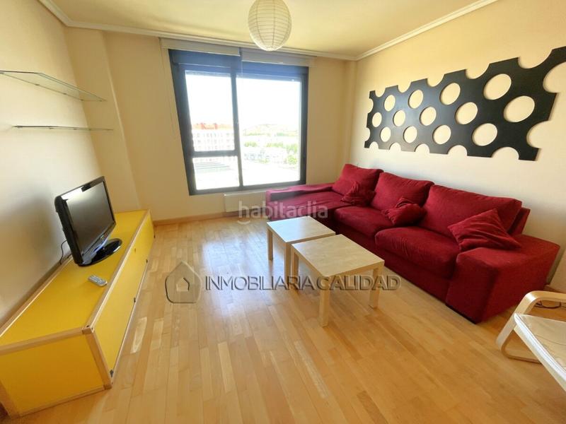 Foto dea1f542-7fbe-42c3-bf0c-6886a82a2ee6. Rent flat with heating parking in Universidad - Las Huelgas Burgos