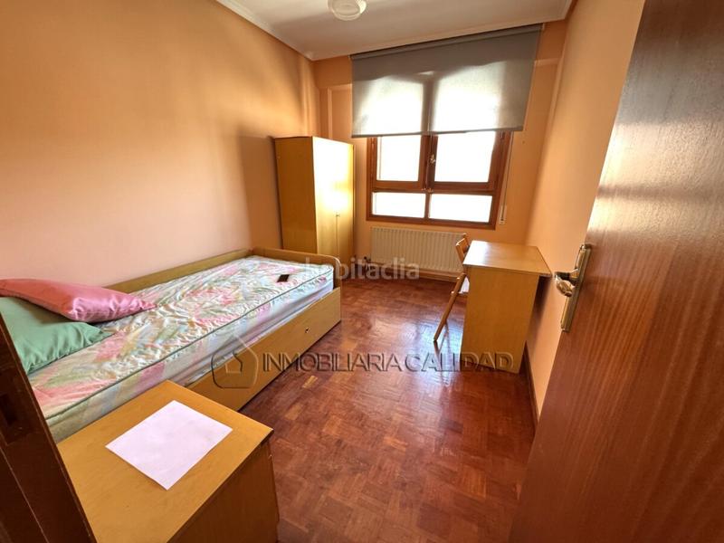 Foto 47b3984b-46c8-4e55-9ac7-401f5f7396d9. Rent flat with heating parking in Illera Burgos