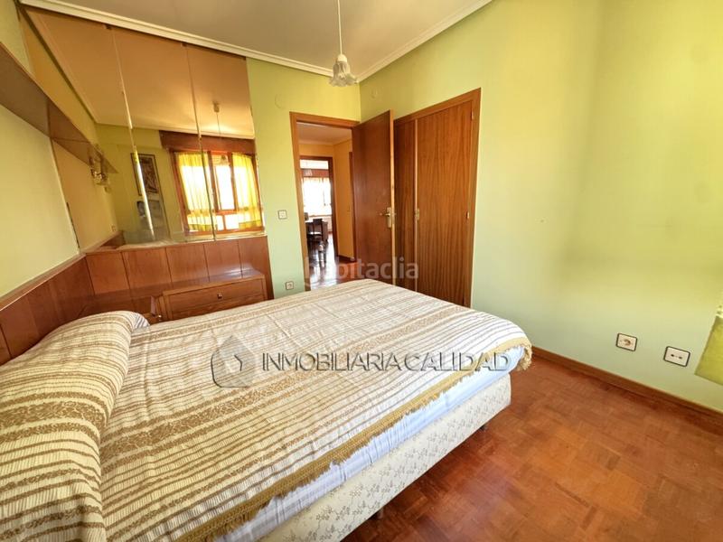 Foto 4847f2b4-c707-4a62-ab0b-37a949fe8740. Rent flat with heating parking in Illera Burgos