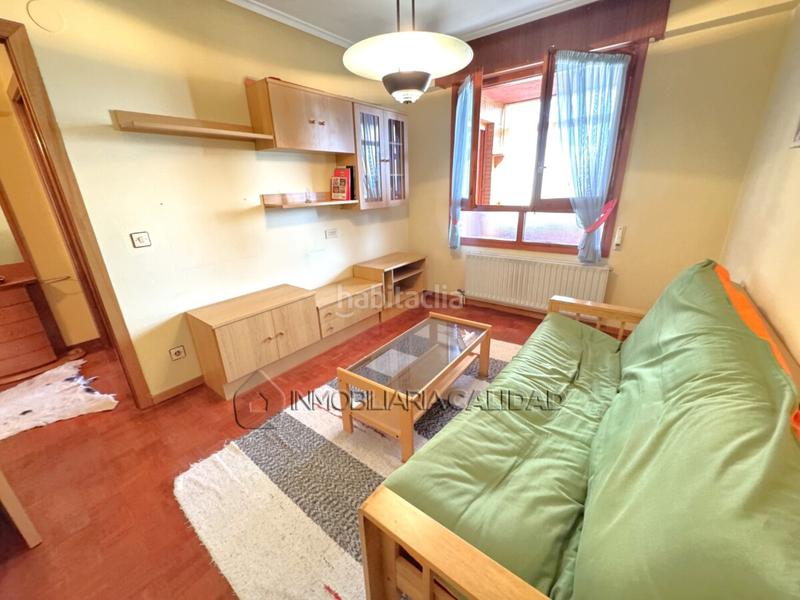 Foto b9bc6bc2-8186-4662-a296-6c0721326ccf. Rent flat with heating parking in Illera Burgos