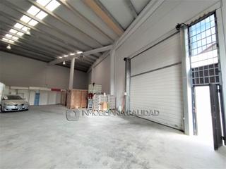 Fabrikhalle in Villalonquéjar