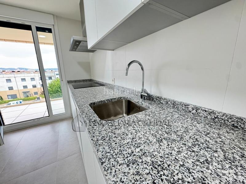 Foto b8eb8393-415b-44f0-b924-2e55b3eb5ed2. Rent flat with heating parking in Villimar - V1 - V2 - S3 - S4 - San Cristobal Burgos