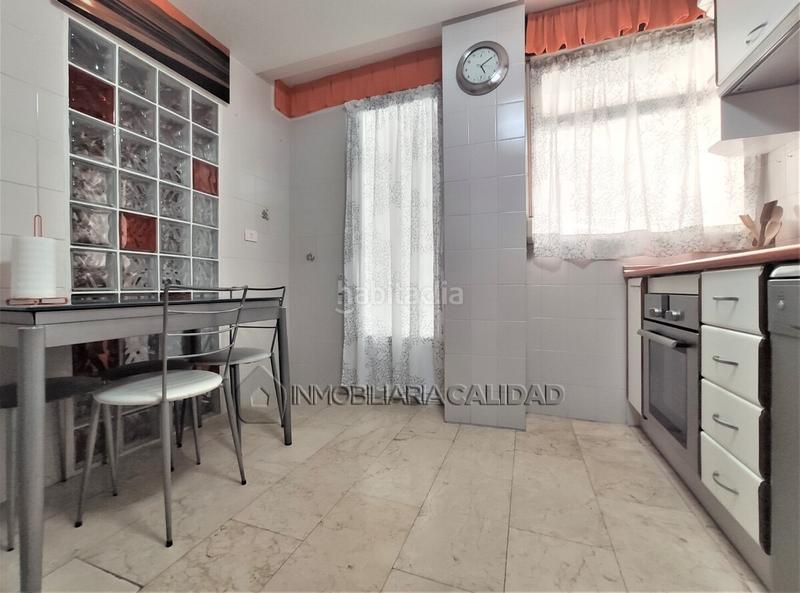 Foto 2e0f6ca2-f7ca-43de-8522-c0ae1ee1c755. Appartamento con riscaldamento parcheggio in Gamonal - San Bruno - G9 Burgos