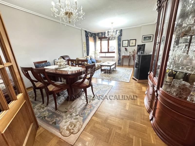 Foto 0dd12df7-eff8-4e83-86c7-f85f735e9dc1. Appartement avec chauffage parking dans Universidad - Las Huelgas Burgos