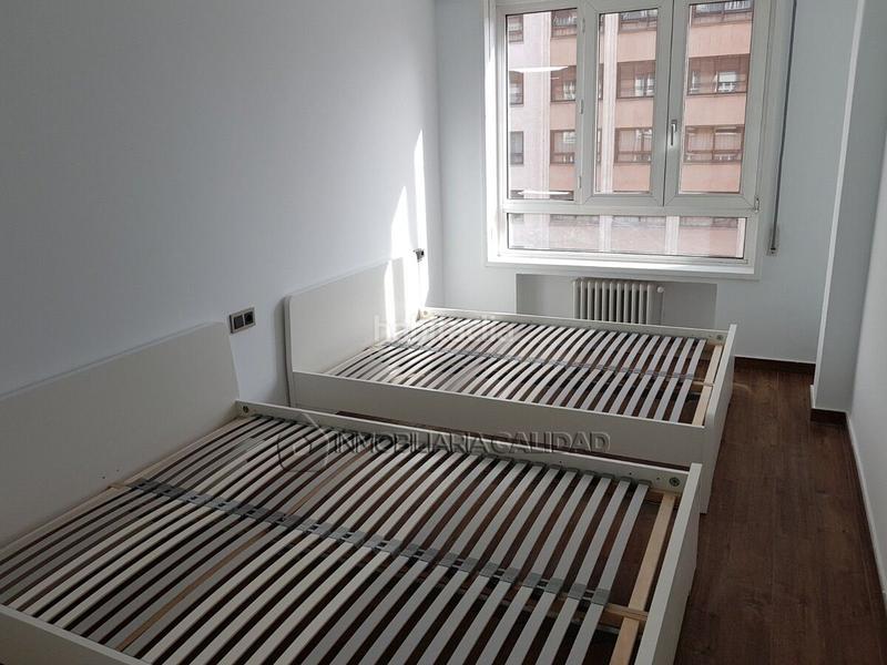 Foto f4baa3af-ff7a-41d9-a5c7-ced761d23e15. Rent flat with heating in Casco Antiguo Burgos