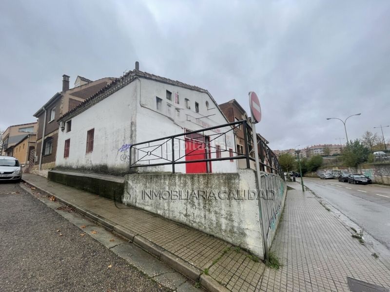 Foto 02a5af90-c012-4958-b2d0-eb0c5da1504c. Casa amb calefacció a San Julián - Barriada de Cortes Burgos