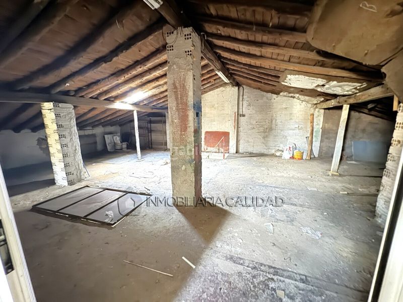 Foto 9cf778f8-fa87-41e8-93c0-95f7b46e2427. Casa amb calefacció a San Julián - Barriada de Cortes Burgos