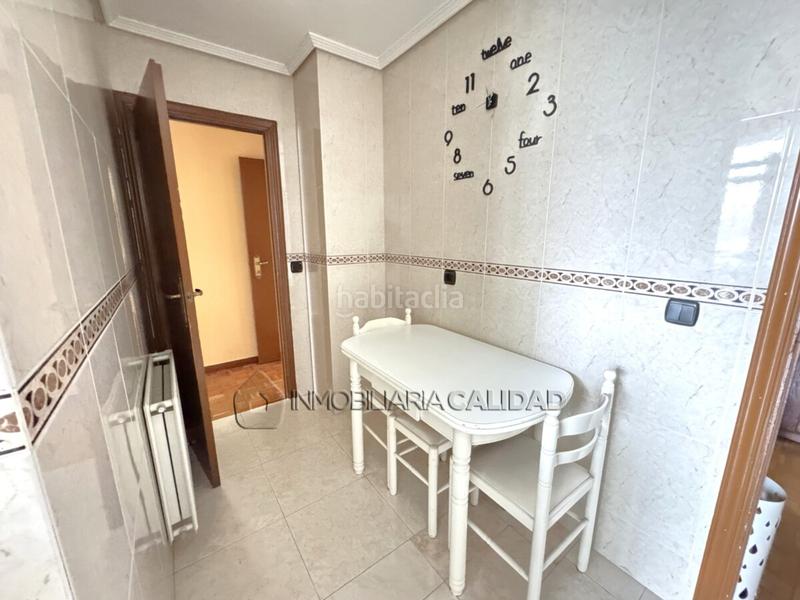 Foto 2eabb106-1434-439c-8bb2-60394e00fe63. Flat with heating in Plantío - Alcampo Burgos