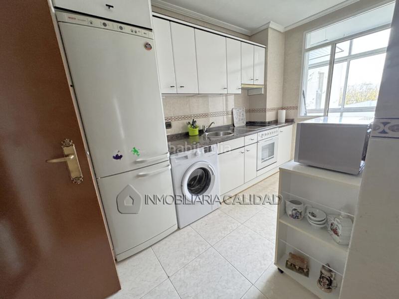 Foto 8df71b00-7f36-4588-925d-8aca5811e36c. Flat with heating in Plantío - Alcampo Burgos