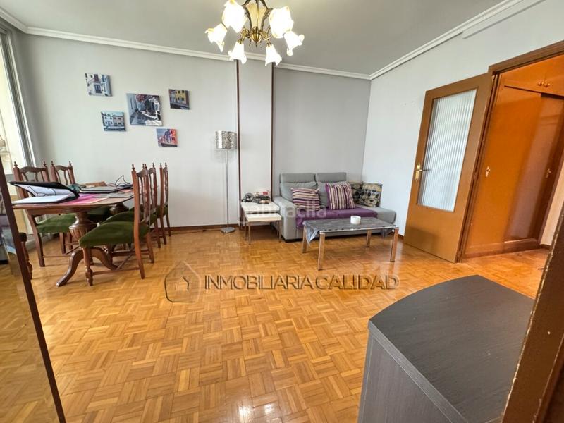 Foto b665f11a-c44a-418a-9069-1cb6e75cafca. Flat with heating in Plantío - Alcampo Burgos