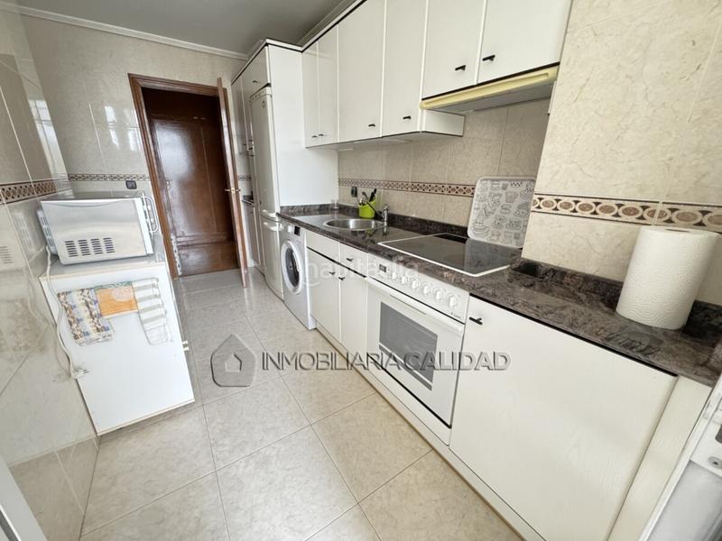 Foto f49ded5f-fd76-45b5-8f99-bb64b3998cd3. Flat with heating in Plantío - Alcampo Burgos