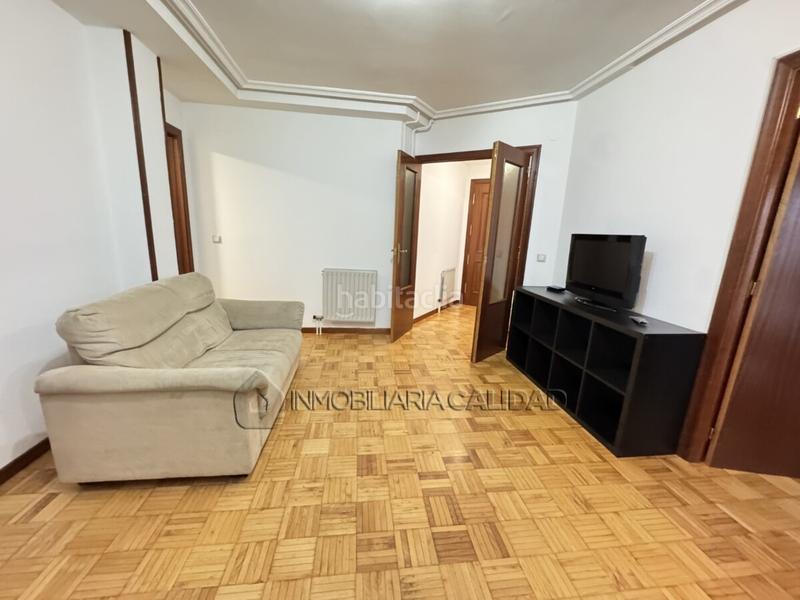 Foto 8a1b855c-08c8-407a-8025-0ad376232de4. Rent flat with heating parking in San Pedro y San Felices Burgos