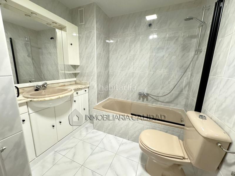 Foto a93d0fc5-6203-4ea8-9c4e-b073c8df5544. Rent flat with heating parking in San Pedro y San Felices Burgos