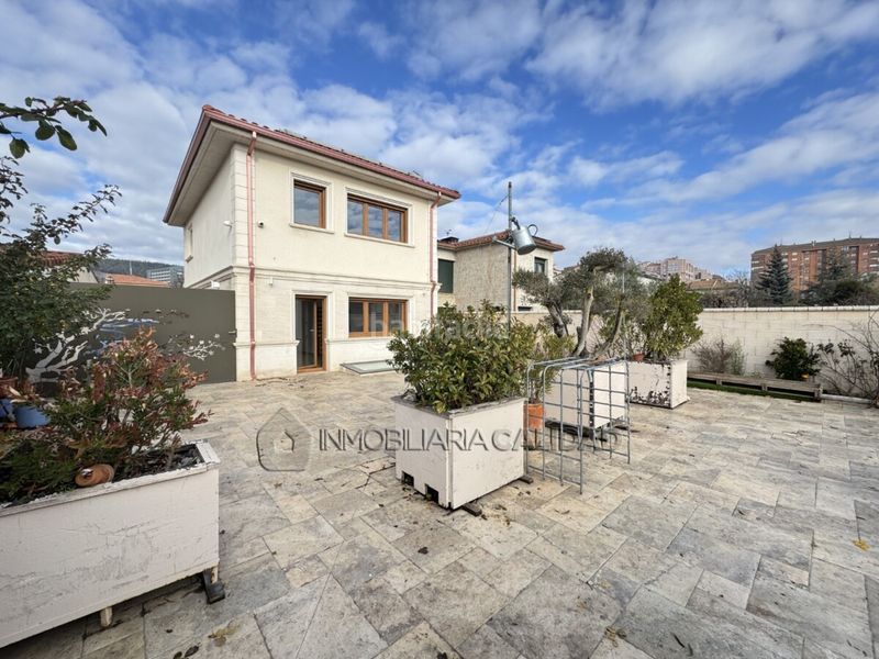Foto d00fa22a-eed1-4e41-a13c-614a1642a4c2. Casa amb calefacció a Illera Burgos
