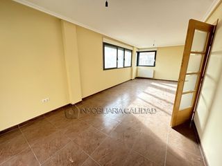 Casa a Alfoz de Quintanadueñas