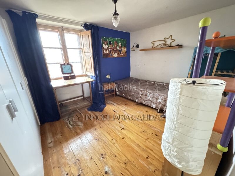 Foto 5a2a8814-2331-43bd-9286-6c21e4cf95ba. Casa amb calefacció a Revillarruz