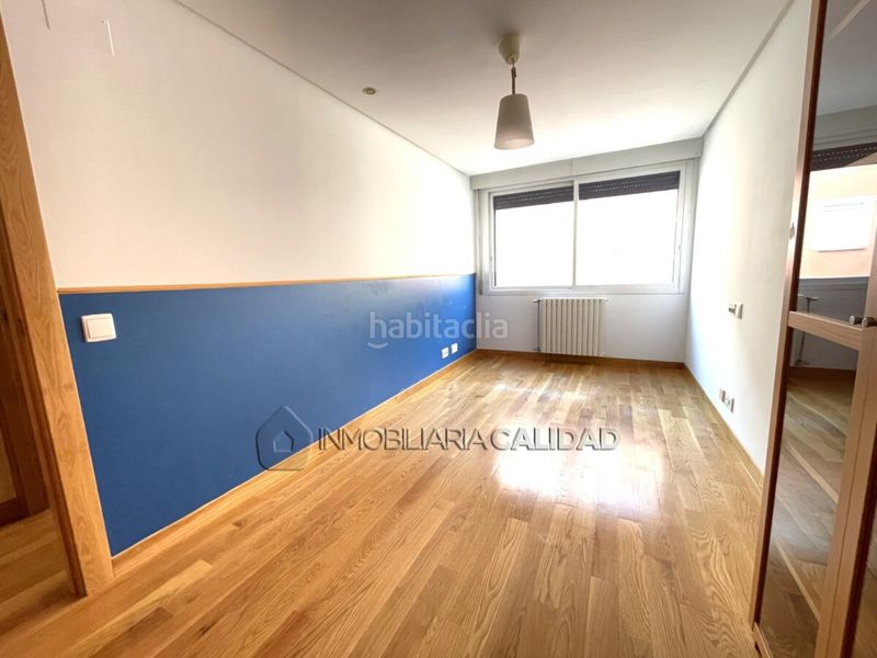 Foto c99de217-a752-4c1c-9b32-eb39734fb99b. Pis amb calefacció aparcament a Los Vadillos - R. Sanitaria - Pozanos Burgos