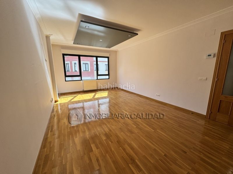 Foto bf92304e-ccfe-4175-9dcf-4272defdb3df. Piso en Santa Teresa - San Pedro Cardeña Burgos