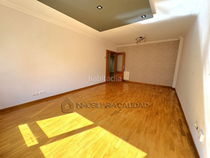 Foto d3e2c1a3-75fd-4926-a3d0-f3545585d5e8. Piso en Santa Teresa - San Pedro Cardeña Burgos