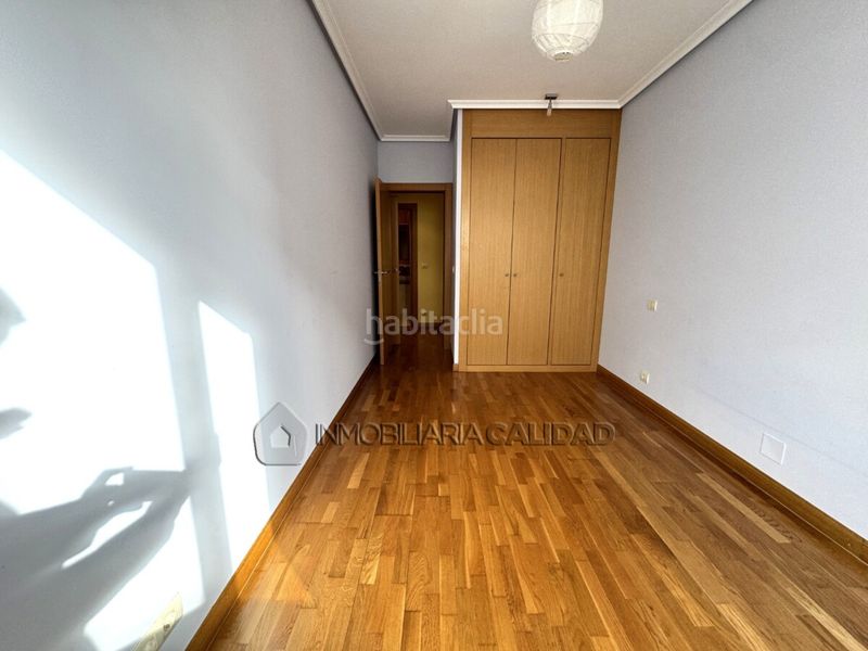 Foto 4d3abb42-3839-4d79-9215-63675d14bb5b. Piso en Universidad - Las Huelgas Burgos