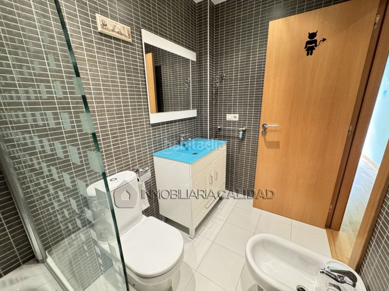 Foto a68f9d84-a26b-4f44-8a47-8f59426b8d86. Piso en Universidad - Las Huelgas Burgos