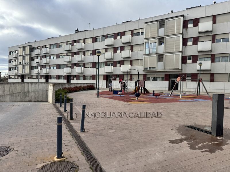 Foto ba87bfbf-bd74-4a8d-9284-e4ecc8b7f72a. Piso en Universidad - Las Huelgas Burgos